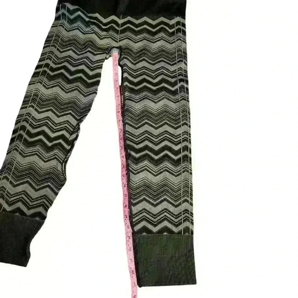 Lululemon Ebb To Street Pant Heathered Fatigue Green Chevron Legging Size 10 - Picture 5 of 5
